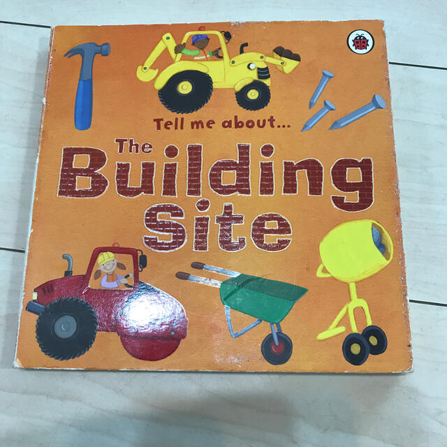 Tell me about… The Building Site エンタメ/ホビーの本(絵本/児童書)の商品写真