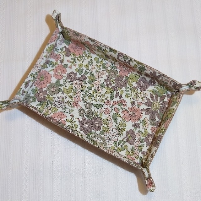 ファブリックトレイ❁エミリー ハンドメイド 日本販売 ハンドメイド ...