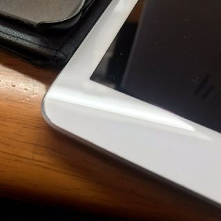 アイパッド(iPad)の【美品】iPad第6世代 cell 白 32GB au(タブレット)