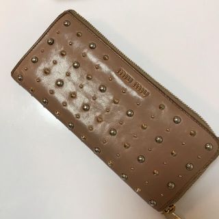 ミュウミュウ(miumiu)のmiumiu 長財布(財布)