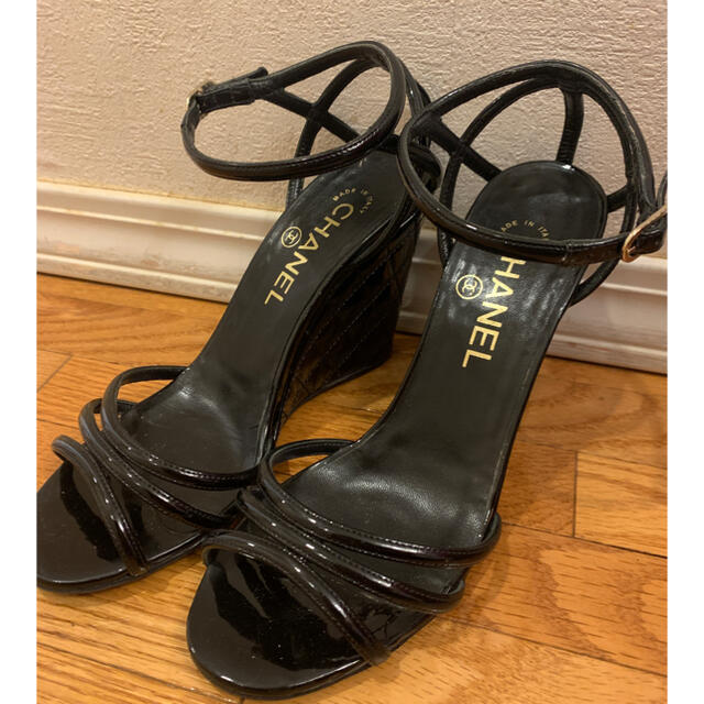 シャネル エナメルウェッジソールサンダル美品 宅配 21600円 www