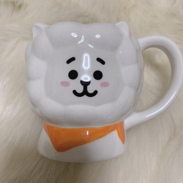 防弾少年団(BTS)(ボウダンショウネンダン)の【即購入◎】BT21 RJ マグカップ おまけつき エンタメ/ホビーのタレントグッズ(アイドルグッズ)の商品写真