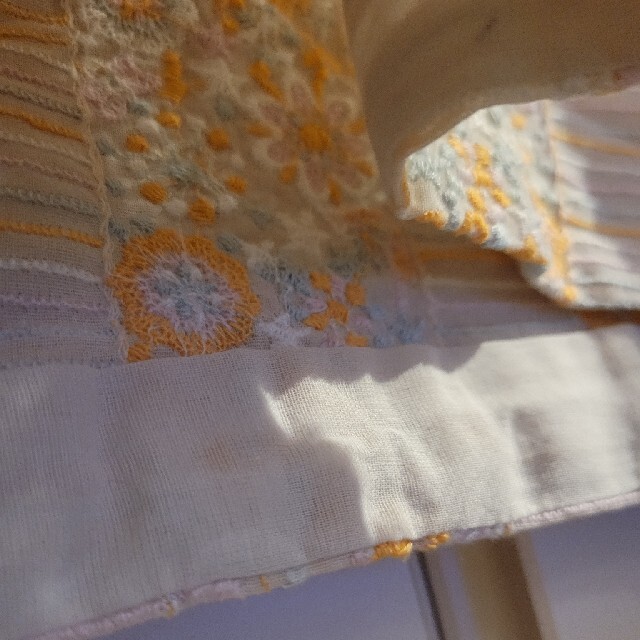 mina perhonen(ミナペルホネン)のアンティパストANTIPASTオリジナル総刺繍ワンピース レディースのワンピース(ひざ丈ワンピース)の商品写真