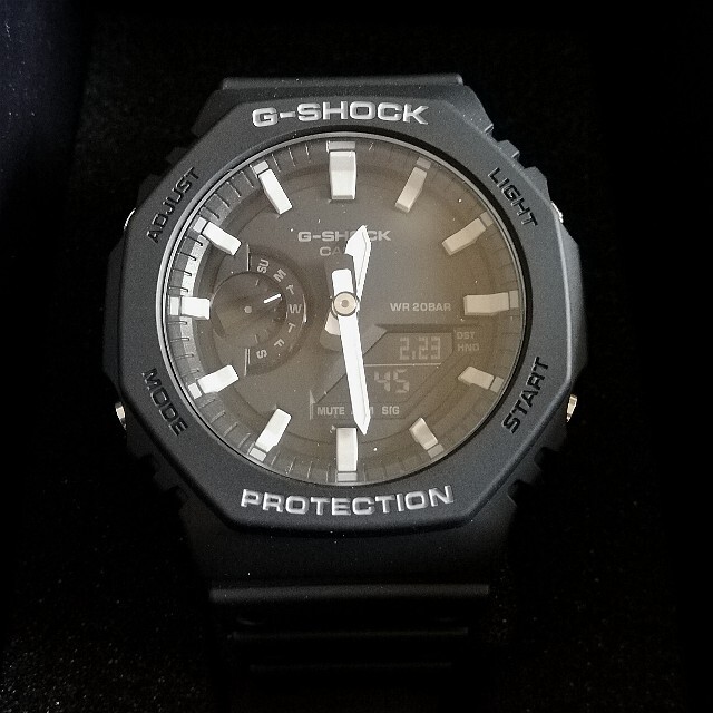 美品 カシオ Gショック G-SHOCK GA-2100-1AJF カシオーク