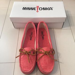 ミネトンカ(Minnetonka)の新品✨ミネトンカ キャンバス size7(スリッポン/モカシン)