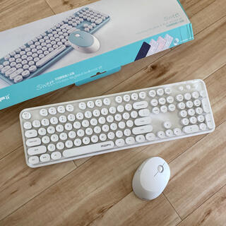 可愛い/シンプル　Bluetoothキーボード　マウス　白(PC周辺機器)