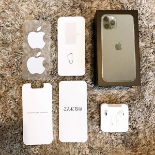 アイフォーン(iPhone)のiPhone11♡箱付き未使用イヤホン(ヘッドフォン/イヤフォン)