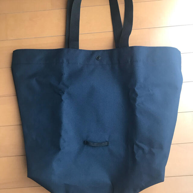 MUJI (無印良品)(ムジルシリョウヒン)の無印良品　撥水　横型たためるマイトートバック　ネイビー レディースのバッグ(トートバッグ)の商品写真