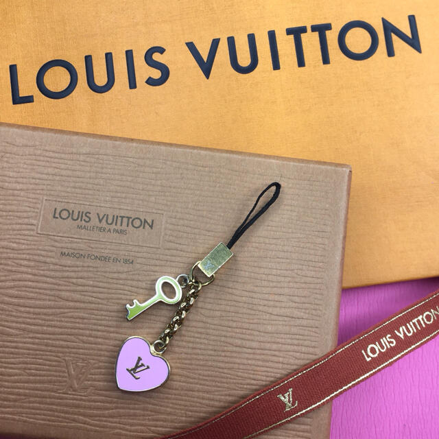 Louis Vuitton 人気 正規美品 ルイ ヴィトン 携帯ストラップ チャームの通販 By Rindy S Closet ルイヴィトンならラクマ Louis Vuitton 人気 正規美品 ルイ ヴィトン 携帯ストラップ チャームの通販 By Rindy S Closet ルイヴィトンならラクマ
