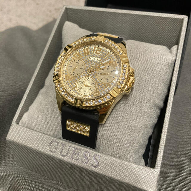 GUESS(ゲス)のGUESS レディース用腕時計 W1160L1 新品未使用 レディースのファッション小物(腕時計)の商品写真