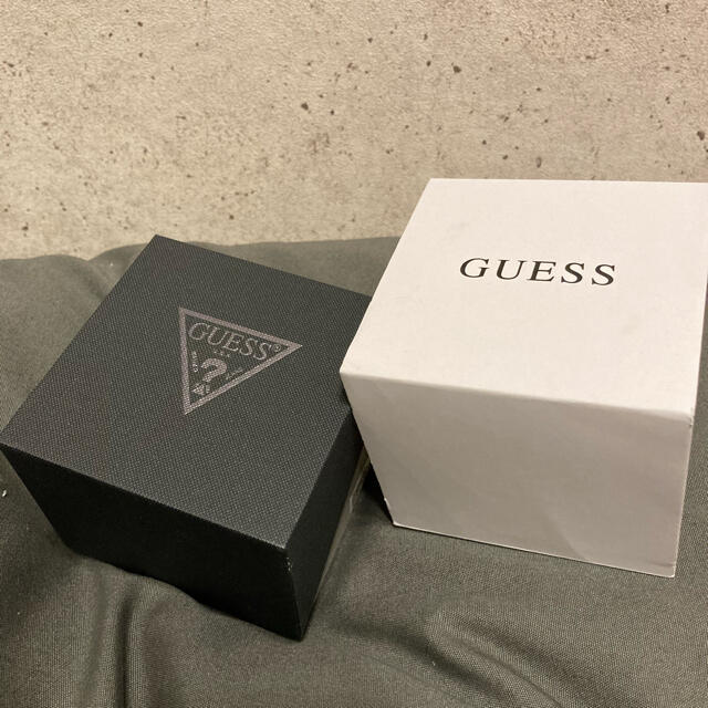 GUESS(ゲス)のGUESS レディース用腕時計 W1160L1 新品未使用 レディースのファッション小物(腕時計)の商品写真