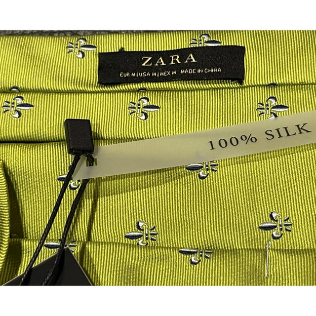 ZARA(ザラ)の未使用　ZARA ネクタイ　織り柄　グリーン系 メンズのファッション小物(ネクタイ)の商品写真