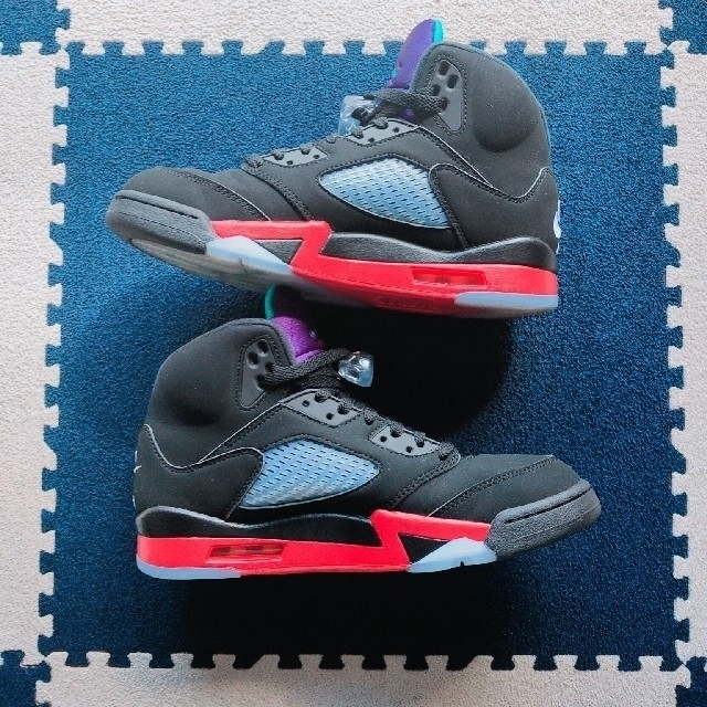 NIKE AIR JORDAN 5 RETRO "TOP 3"