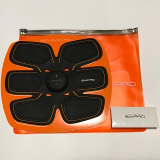 シックスパッド(SIXPAD)のSIX  PAD Abs Fit サポートベルト付(エクササイズ用品)