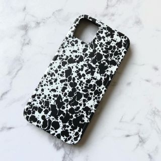 マルタンマルジェラ(Maison Martin Margiela)の【在庫1点】iPhone11 ケース モノクロ 水墨画風(モバイルケース/カバー)