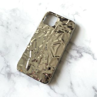 マルタンマルジェラ(Maison Martin Margiela)の【在庫1点】iPhone11 ケース メタリックシルバー(モバイルケース/カバー)