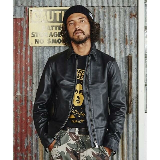 HYSTERIC GLAMOUR(ヒステリックグラマー)のヒステリックグラマー ホースレザー シングルレザージャケット 黒 L メンズのジャケット/アウター(ライダースジャケット)の商品写真