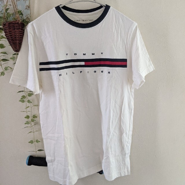 TOMMY HILFIGER(トミーヒルフィガー)のTOMMY HILFIGER Tシャツ サイズM メンズのトップス(Tシャツ/カットソー(半袖/袖なし))の商品写真