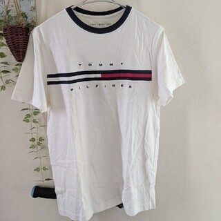 トミーヒルフィガー(TOMMY HILFIGER)のTOMMY HILFIGER Tシャツ サイズM(Tシャツ/カットソー(半袖/袖なし))