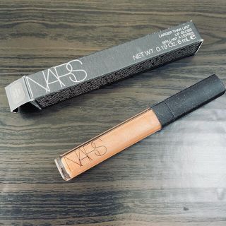 ナーズ(NARS)のNARS リップグロス オレンジベージュ　ツヤグロス  新品同等(リップグロス)