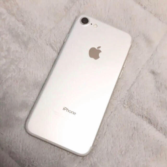 iPhone7 シルバー 本体のみ