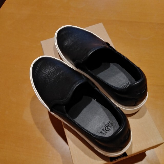 UGG レザースリッポン Jass | フリマアプリ ラクマ