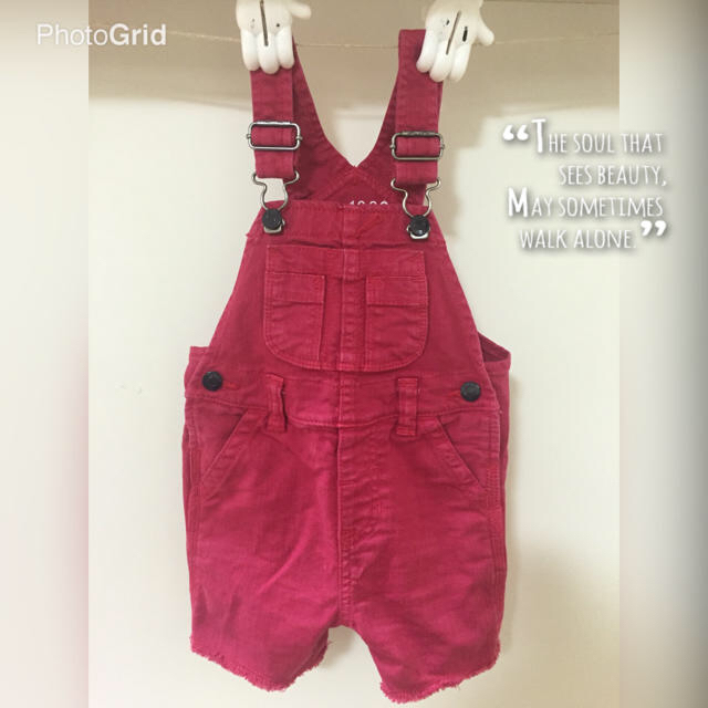 babyGAP(ベビーギャップ)のはぐみのこ③ GAPショートサロペット70 キッズ/ベビー/マタニティのベビー服(~85cm)(パンツ)の商品写真