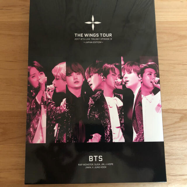 防弾少年団(BTS)(ボウダンショウネンダン)のBTS THE WINGS TOUR 2017 ブルーレイ Blu-ray エンタメ/ホビーのDVD/ブルーレイ(アイドル)の商品写真