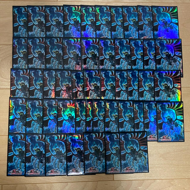 遊戯王(ユウギオウ)の遊戯王 ブラックフェザー・ドラゴン スリーブ50枚 エンタメ/ホビーのトレーディングカード(カードサプライ/アクセサリ)の商品写真