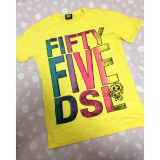 フィフティーファイブディーエスエル(55DSL)の55DSL 黄Tシャツ(Tシャツ(半袖/袖なし))