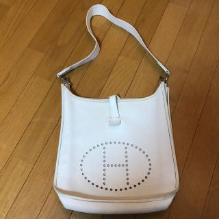 エルメス(Hermes)のエルメスエヴリン　ホワイト(ショルダーバッグ)