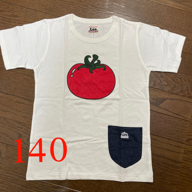 Lee(リー)のLee キッズ　トマトプリント　Tシャツ　140 キッズ/ベビー/マタニティのキッズ服男の子用(90cm~)(Tシャツ/カットソー)の商品写真