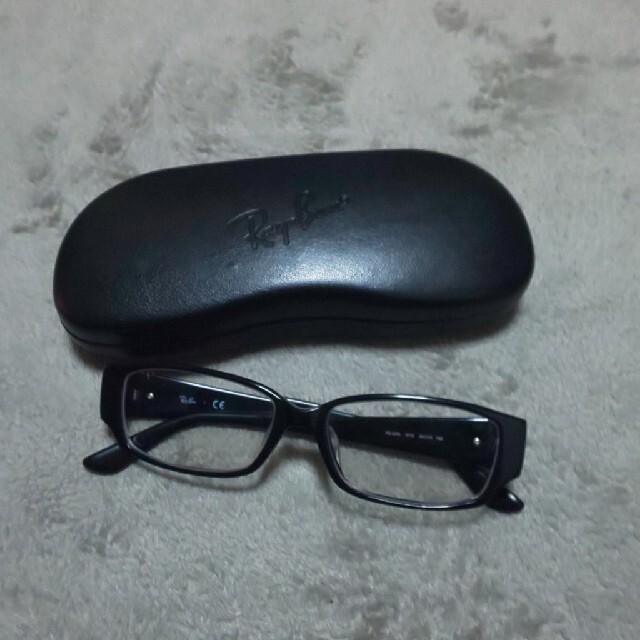 Ray-Ban RB5250モデル