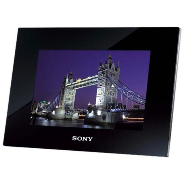 SONY(ソニー)のSONY デジタルフォトフレーム 新品未使用 DPF-XR80 S-Frame インテリア/住まい/日用品のインテリア小物(フォトフレーム)の商品写真