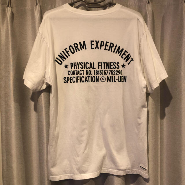 uniform experiment(ユニフォームエクスペリメント)のUE ユニフォームエクスペリメント Tシャツ　白　2 メンズのトップス(Tシャツ/カットソー(半袖/袖なし))の商品写真