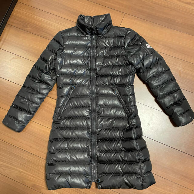 モンクレーダウン（MONCLER）