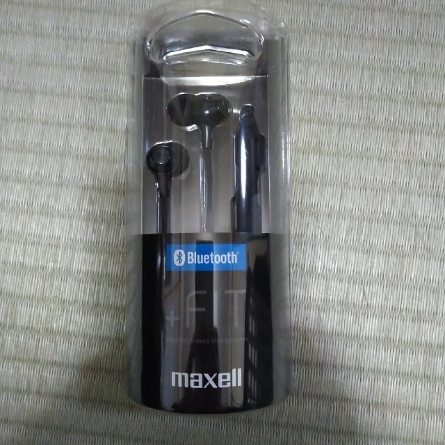 maxell(マクセル)のサトル＠様専用　ワイヤレスヘッドホン　MXH-BTC110　新品未使用品 スマホ/家電/カメラのオーディオ機器(ヘッドフォン/イヤフォン)の商品写真