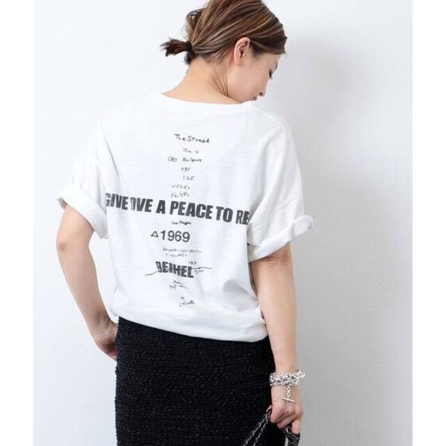 DEUXIEME CLASSE(ドゥーズィエムクラス)のDeuxieme ClasseLOVE A PEACE バックプリントTシャツ レディースのトップス(Tシャツ(半袖/袖なし))の商品写真