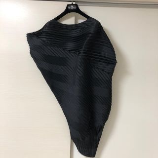 イッセイミヤケ(ISSEY MIYAKE)のイッセイミヤケ　ワンピース　ブラック(ひざ丈ワンピース)