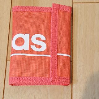 アディダス(adidas)の【未使用品】adidas  Jr用二つ折り財布(折り財布)