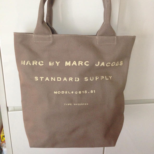 MARC JACOBS(マークジェイコブス)のMARC BY MARC JACOBS レディースのバッグ(トートバッグ)の商品写真