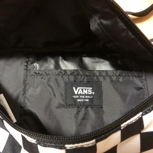 VANS(ヴァンズ)のvans キャップとポーチセット メンズの帽子(キャップ)の商品写真