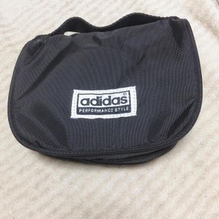 アディダス(adidas)のadidas ポーチ　ブラック(ポーチ)