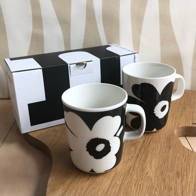 marimekko 牛柄廃盤マグカップ