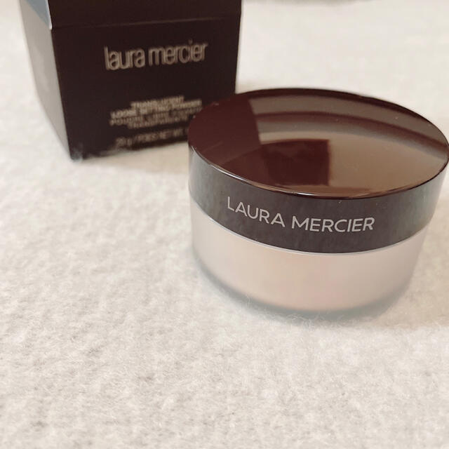 laura mercier(ローラメルシエ)のローラメルシエ　ルースセッティングパウダー コスメ/美容のベースメイク/化粧品(フェイスパウダー)の商品写真