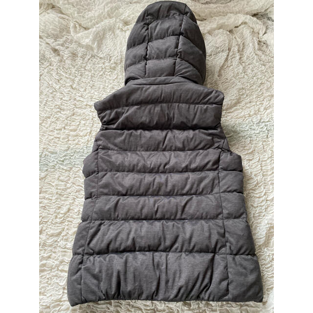 UNIQLO(ユニクロ)のユニクロ UNIQLO ダウンベスト down vest レディースのジャケット/アウター(ダウンベスト)の商品写真