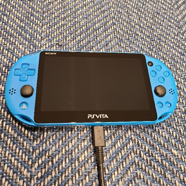 エンタメ/ホビーPS VITA PCH2000