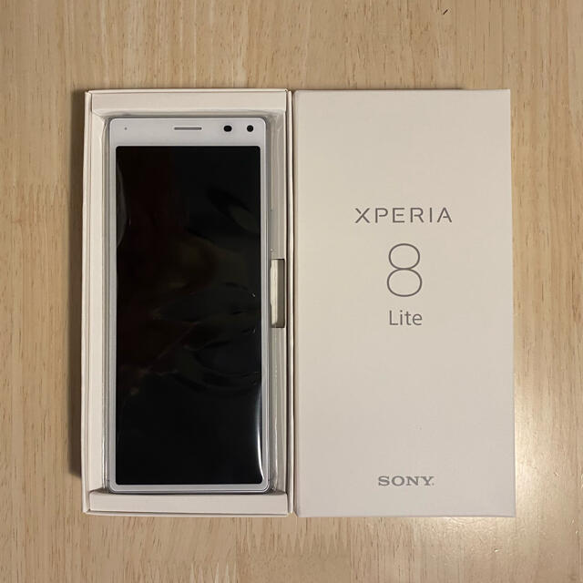 新品未使用 Xperia8 Lite ホワイト SIMフリー