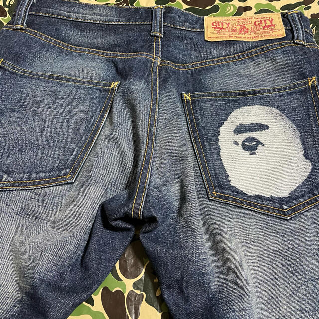 A Bathing Ape ワンポイント バックプリント デニム NIGO期 A Bathing Ape ワンポイント バックプリント デニム NIGO期