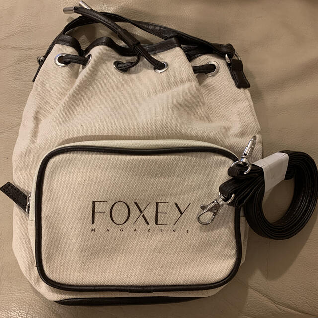 FOXEY(フォクシー)のフォクシー　ミニバッグ　新品未使用 レディースのバッグ(ハンドバッグ)の商品写真